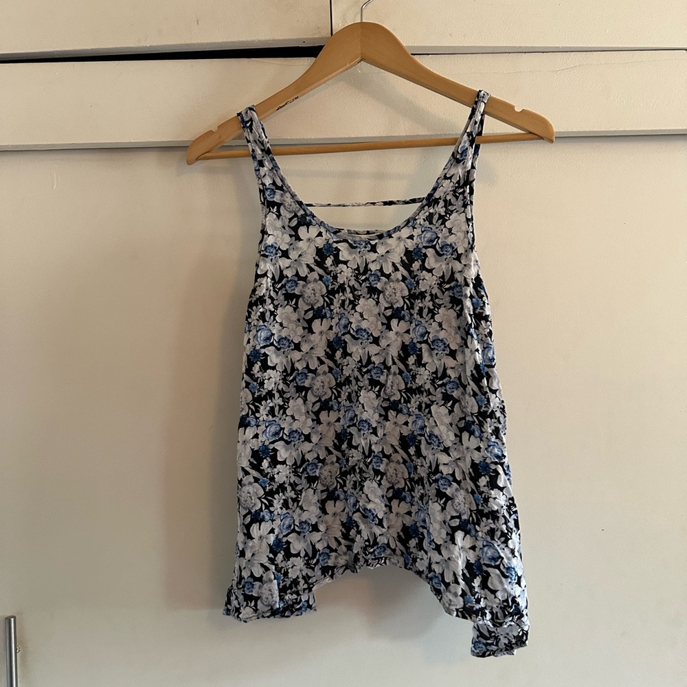 Lorimer NYC Blue & White Print Tank Size S